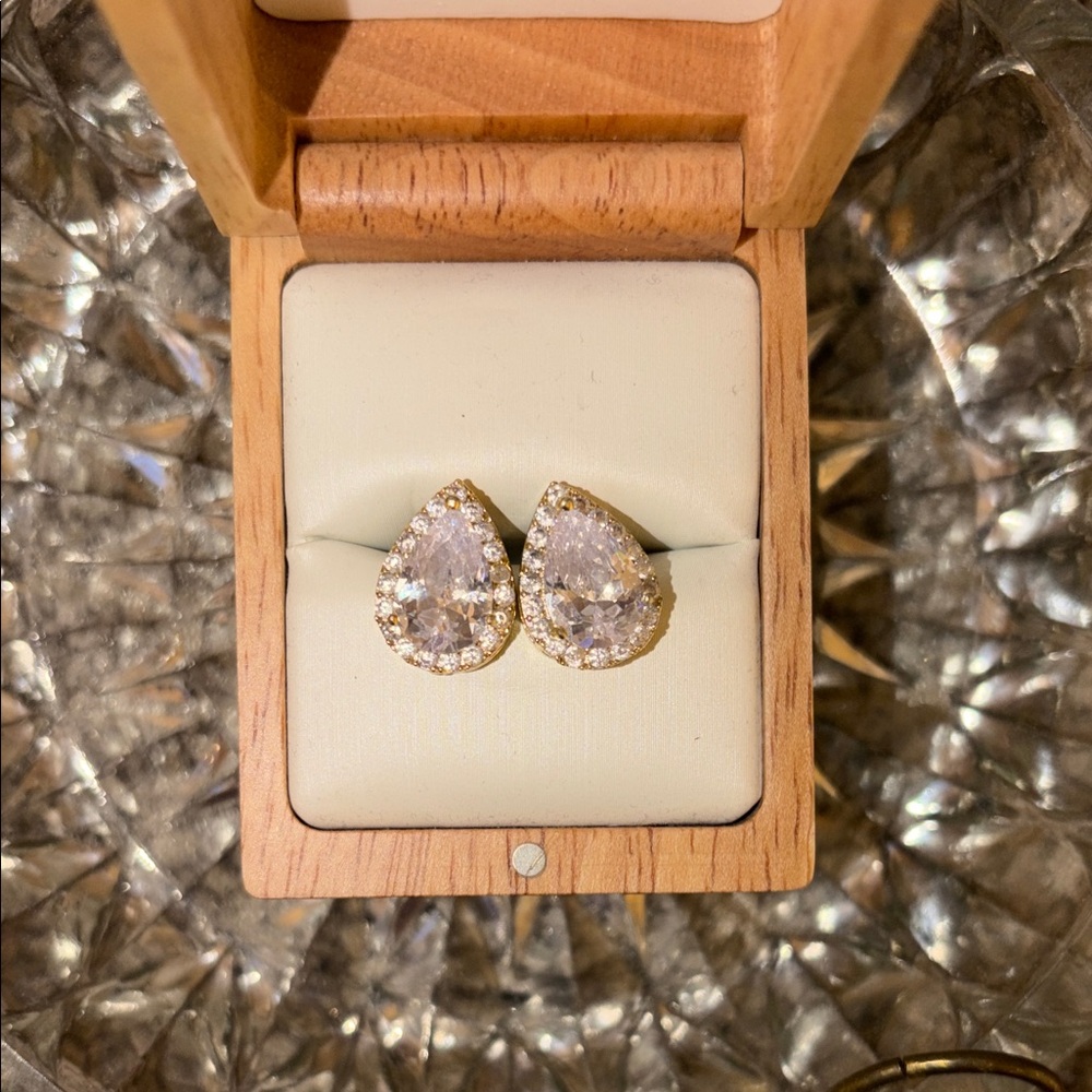 Elegant Gold and Silver Teardrop Earrings